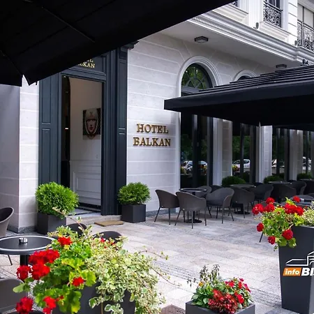 Balkan Hotel *